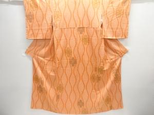 アンティーク　本総絞り立涌に花模様着物